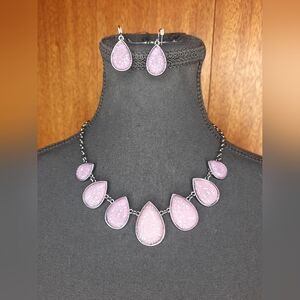 Elegant Pink Teardrop Jewelry Set